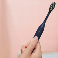 Load image into Gallery viewer, Philips One Battery Toothbrush